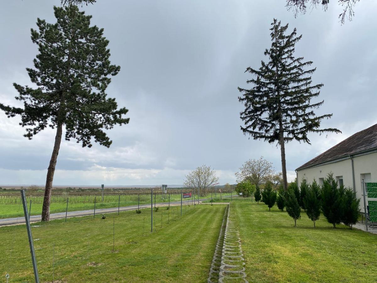 Harol Home & Bike Fertőrákos Εξωτερικό φωτογραφία