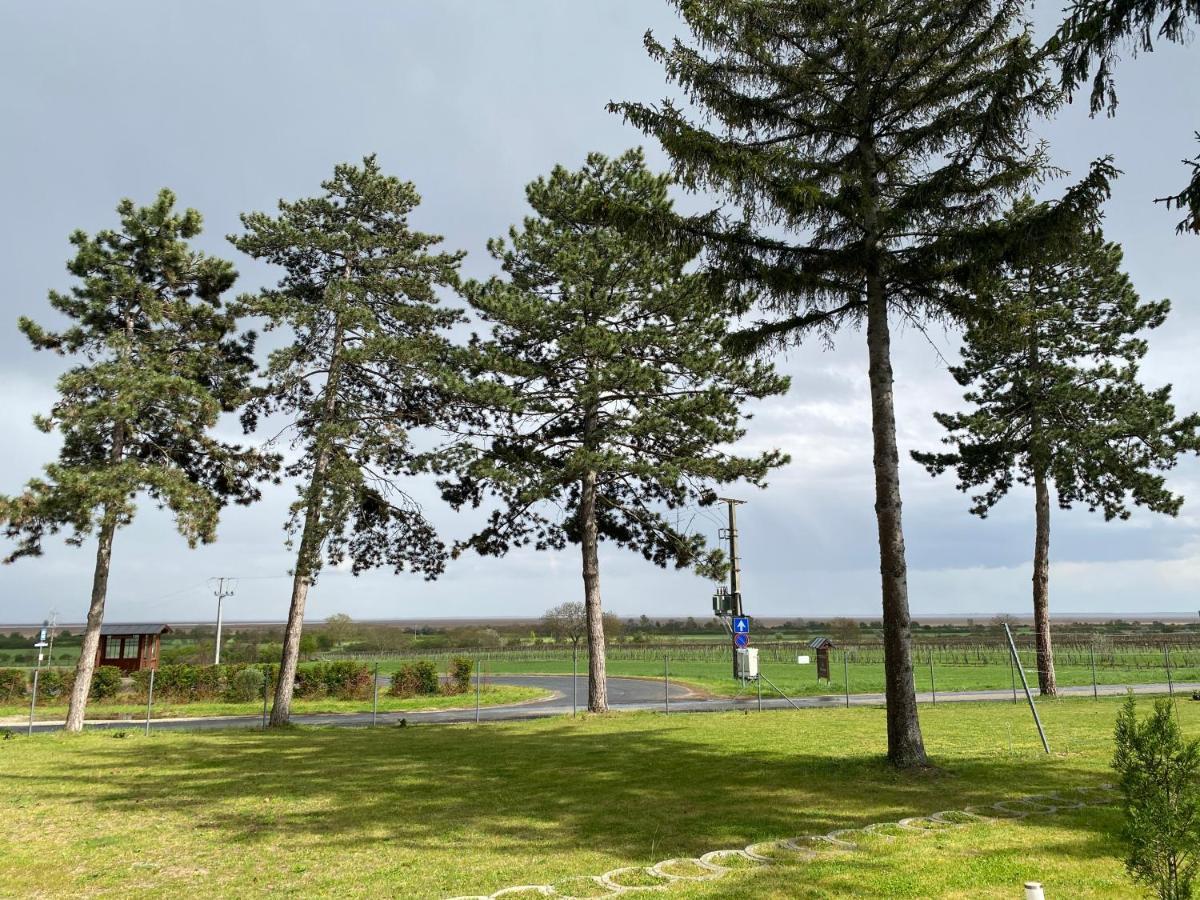 Harol Home & Bike Fertőrákos Εξωτερικό φωτογραφία